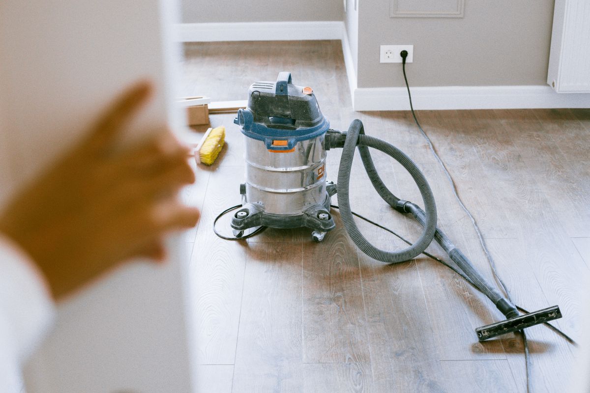 Industrial vacuum in a newly renovated apartment.